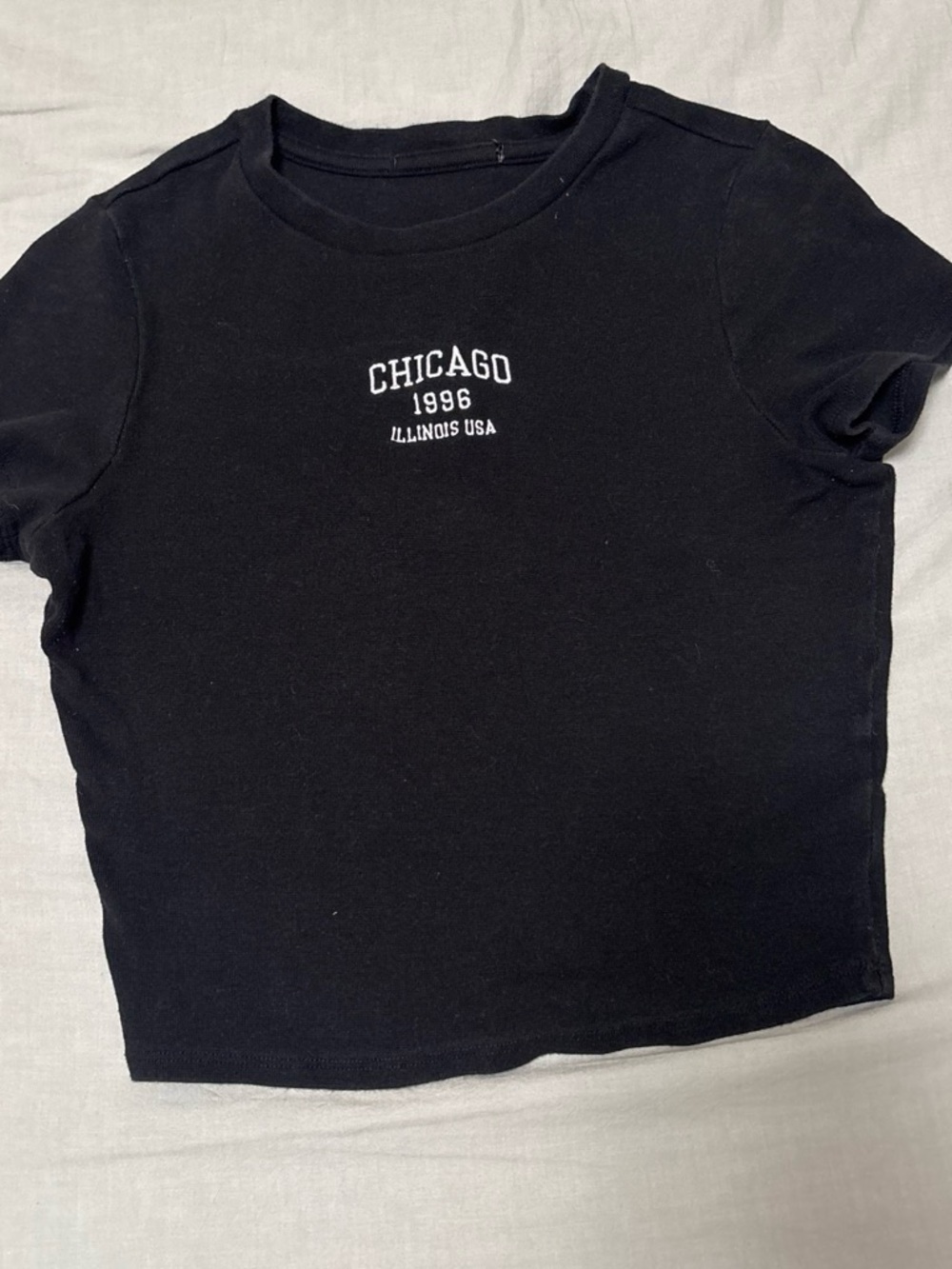 Black 'Chicago 1996 Illinois USA' Graphic Tee